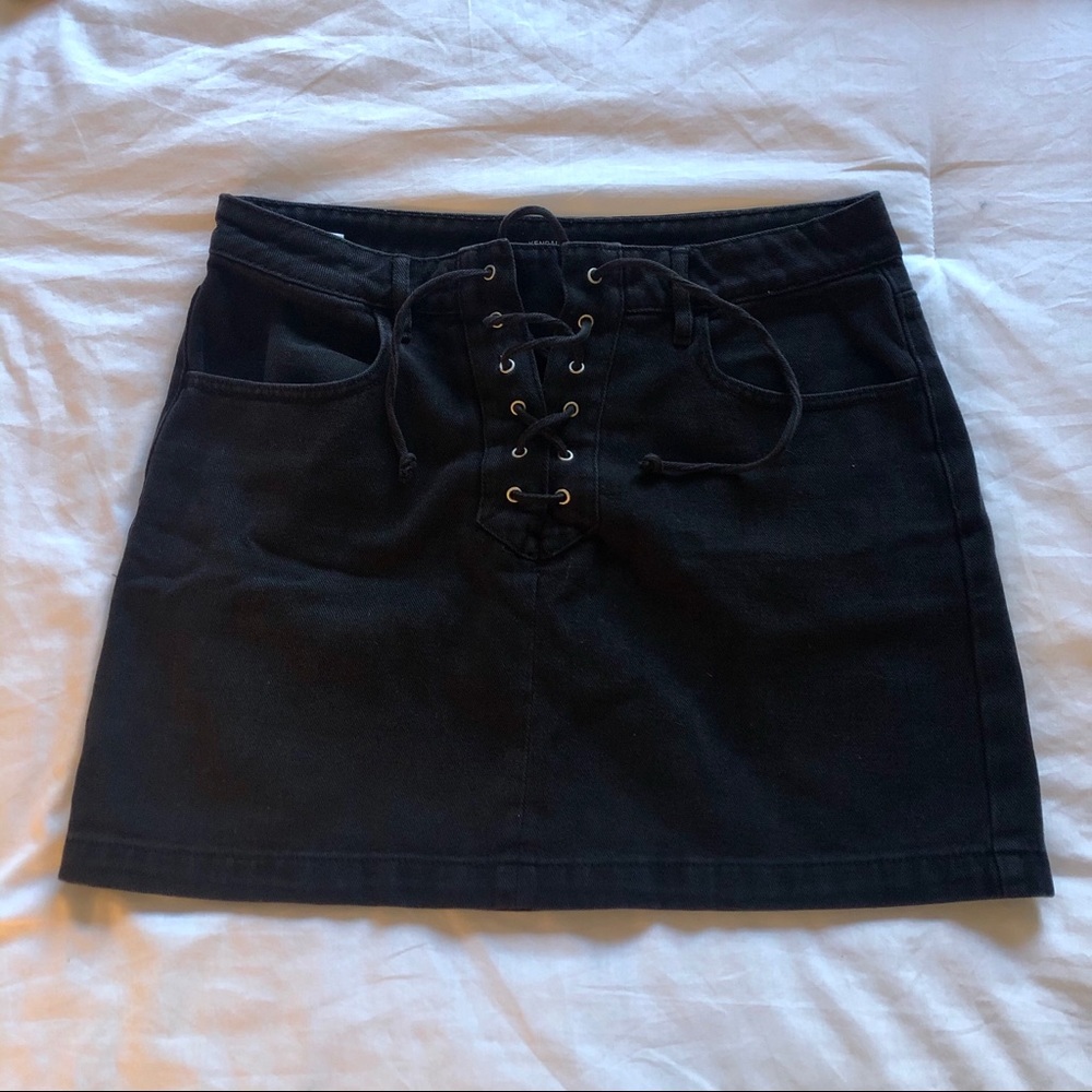 KENDALL + KYLIE black denim skirt
